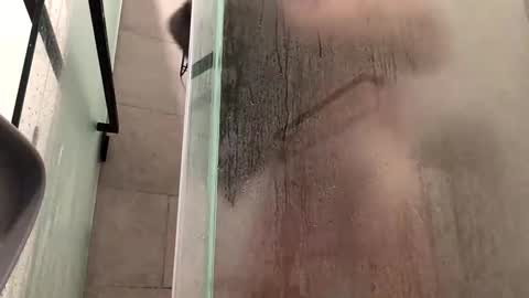 Snapshot of stlhotwifeguy chatting on 01/06/25, 06:31 stlhotwifeguy online show from 01/06/25, 06:31