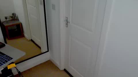 Snapshot of stockings_stockings chatting on 03/16/26, 05:50 stockings_stockings online show from 03/16/26, 05:50