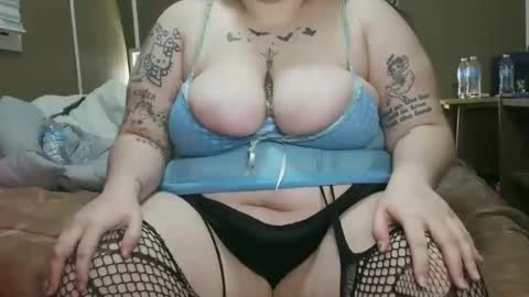 stonedbbw01 online show from 02/02/26, 07:40