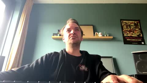 Stonerboner online show from 10/18/25, 01:45