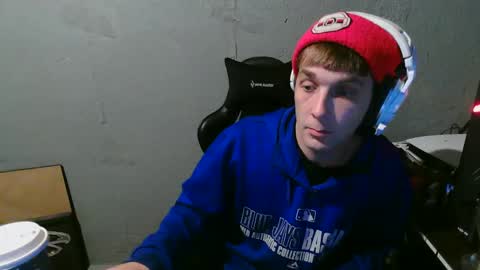 stonedpanda77 online show from 12/07/24, 02:09