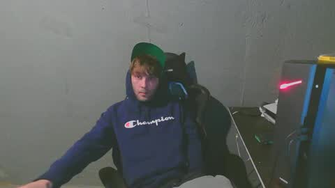 stonedpanda77 online show from 02/02/25, 06:37