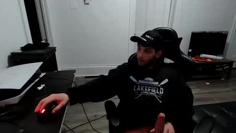 Snapshot of stonedpanda77 chatting on 12/15/25, 05:12 stonedpanda77 online show from 12/15/25, 05:12