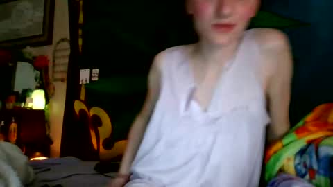 Snapshot of stonedtranny69 chatting on 12/26/24, 04:10 stonedtranny69 online show from 12/26/24, 04:10