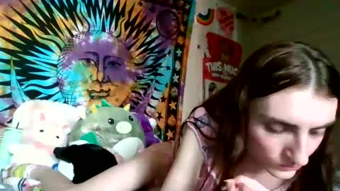 Snapshot of stonedtranny69 chatting on 02/06/25, 09:17 stonedtranny69 online show from 02/06/25, 09:17