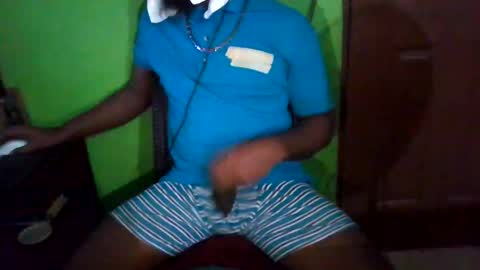 Snapshot of stonehardbbcdick2 chatting on 02/25/25, 05:25 stonehardbbcdick2 online show from 02/25/25, 05:25