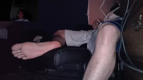 Snapshot of stoner394 chatting on 12/28/24, 01:18 stoner394 online show from 12/28/24, 01:18