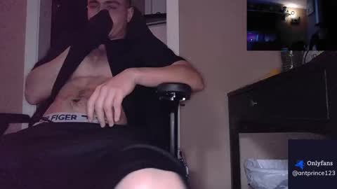 Snapshot of stoner394 chatting on 02/15/26, 01:02 stoner394 online show from 02/15/26, 01:02