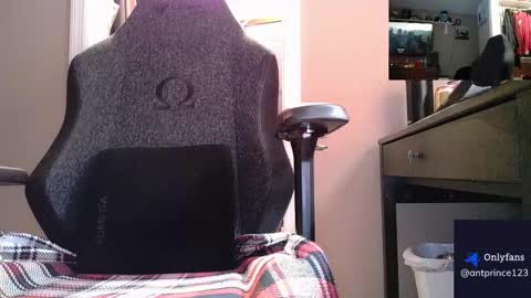 Snapshot of stoner394 chatting on 03/09/26, 07:56 stoner394 online show from 03/09/26, 07:56