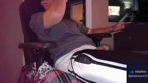 Snapshot of stoner394 chatting on 04/10/26, 07:02 stoner394 online show from 04/10/26, 07:02