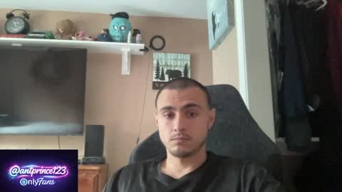 Snapshot of stoner394 chatting on 05/04/26, 06:15 stoner394 online show from 05/04/26, 06:15
