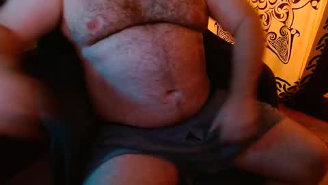 Stonerbear42 online show from 09/17/25, 08:49