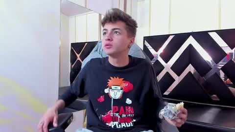 stonne69 online show from 03/11/25, 06:08