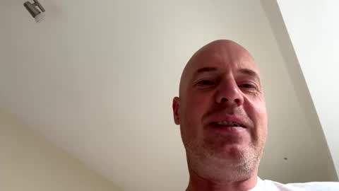 Stoodley22 online show from 10/19/25, 09:43