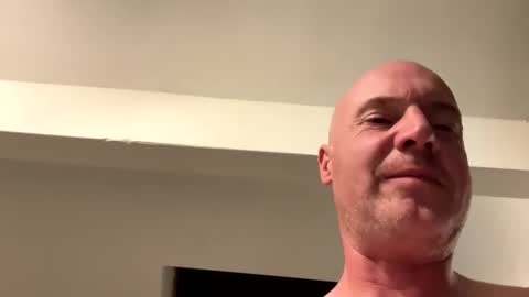 Stoodley22 online show from 04/07/26, 07:14