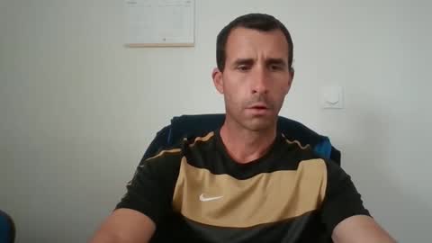 Snapshot of storanex chatting on 10/21/25, 01:45 storanex online show from 10/21/25, 01:45