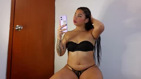 Snapshot of storm_doll chatting on 03/18/26, 03:15 storm doll online show from 03/18/26, 03:15