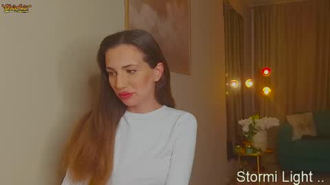 Snapshot of stormi_light chatting on 05/04/26, 08:05 Stormi online show from 05/04/26, 08:05
