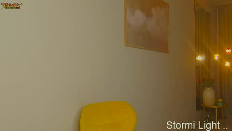 Snapshot of stormi_light chatting on 05/17/26, 07:32 Stormi online show from 05/17/26, 07:32