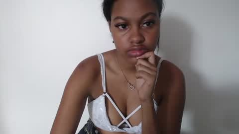 Sweety Stormi  online show from 06/23/26, 08:18