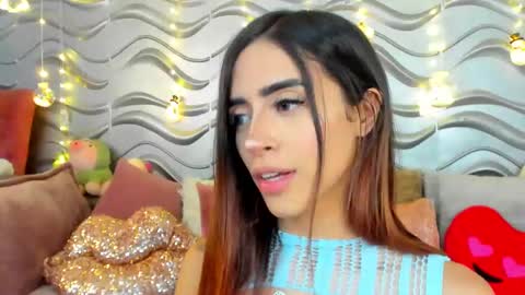 Snapshot of stormirusso chatting on 12/20/24, 05:14 Mar online show from 12/20/24, 05:14