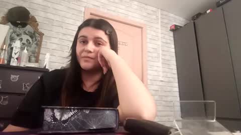 Snapshot of stormylukacs chatting on 03/03/26, 01:17 Jasmin online show from 03/03/26, 01:17