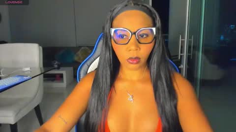 Snapshot of stormymorgan chatting on 10/22/25, 04:35 stormymorgan online show from 10/22/25, 04:35