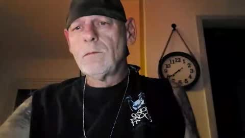 stormynorm14 online show from 10/12/25, 11:37