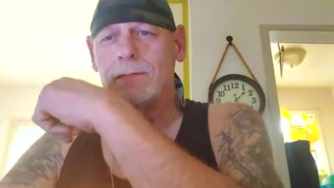 stormynorm14 online show from 10/18/25, 05:25
