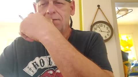 Snapshot of stormynorm14 chatting on 12/21/25, 04:14 stormynorm14 online show from 12/21/25, 04:14