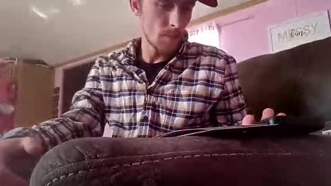 Snapshot of str33twyz3 chatting on 01/27/25, 04:54 Streetwyze online show from 01/27/25, 04:54