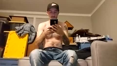 Snapshot of str33twyz3 chatting on 10/17/25, 09:23 Streetwyze online show from 10/17/25, 09:23