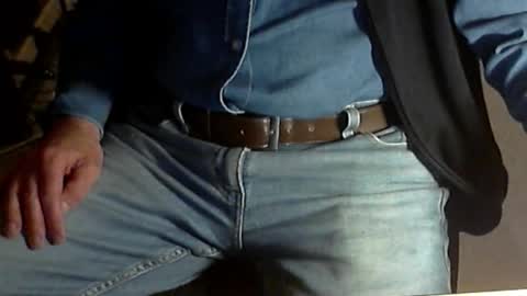 Snapshot of str8_dave chatting on 04/04/26, 08:28 Dave online show from 04/04/26, 08:28