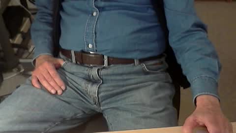 Snapshot of str8_dave chatting on 04/11/26, 07:07 Dave online show from 04/11/26, 07:07