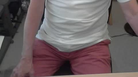 Snapshot of str8_dave chatting on 06/25/26, 11:26 Dave online show from 06/25/26, 11:26