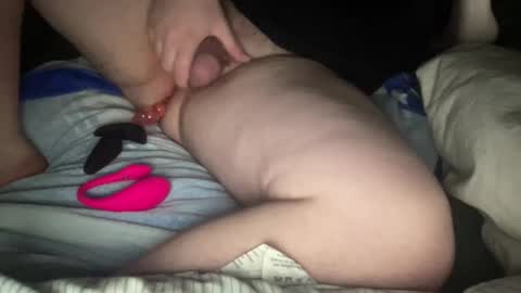 Snapshot of str8buttplayy chatting on 11/08/25, 06:35 john online show from 11/08/25, 06:35