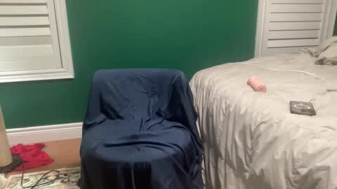 Snapshot of str8buttplayy chatting on 04/20/26, 03:42 john online show from 04/20/26, 03:42