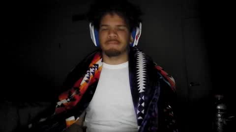 Snapshot of str8dj chatting on 12/14/25, 02:11 Dj online show from 12/14/25, 02:11