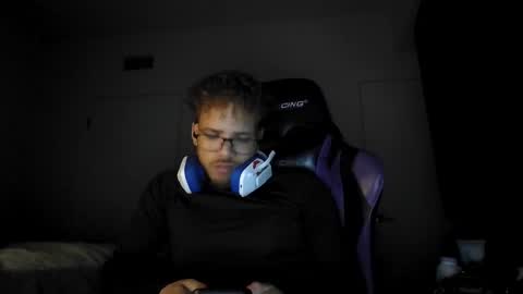 Snapshot of str8dj chatting on 04/20/26, 03:20 Dj online show from 04/20/26, 03:20