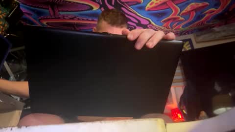 Str8 online show from 04/18/26, 11:03