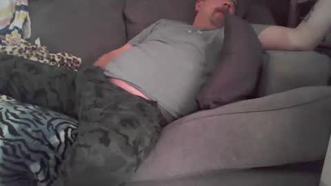 Snapshot of str8shooter11 chatting on 12/17/24, 03:28 str8shooter11 online show from 12/17/24, 03:28