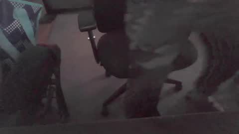 Snapshot of str8shooter11 chatting on 11/17/25, 01:06 str8shooter11 online show from 11/17/25, 01:06