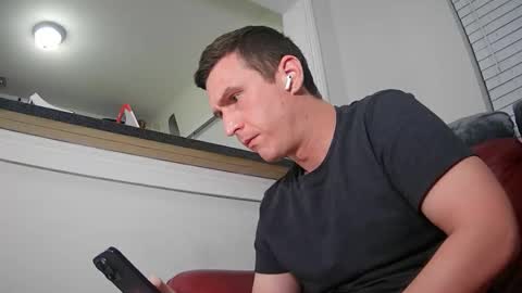 Snapshot of str8stuntcox chatting on 04/02/26, 02:53 Str8StuntCox online show from 04/02/26, 02:53