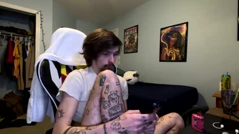 str8whiteboy21 online show from 12/12/24, 11:47