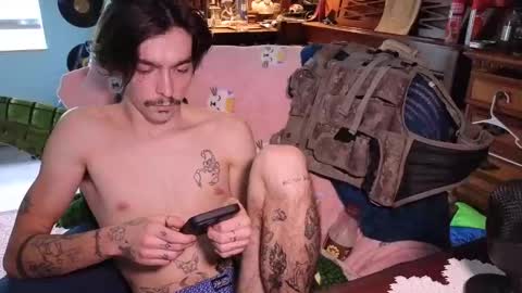 str8whiteboy21 online show from 10/04/25, 03:21