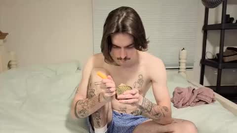 str8whiteboy21 online show from 03/13/26, 05:03