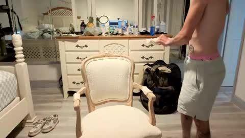 str8whiteboy21 online show from 05/11/26, 03:07