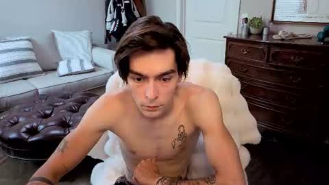 Snapshot of str8whiteboy21 chatting on 06/18/26, 01:59 str8whiteboy21 online show from 06/18/26, 01:59