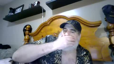 Straightbear4you online show from 07/31/26, 08:14
