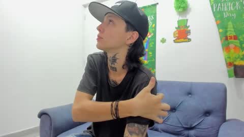 Snapshot of straightboy_nick chatting on 03/24/26, 03:33 NICK online show from 03/24/26, 03:33